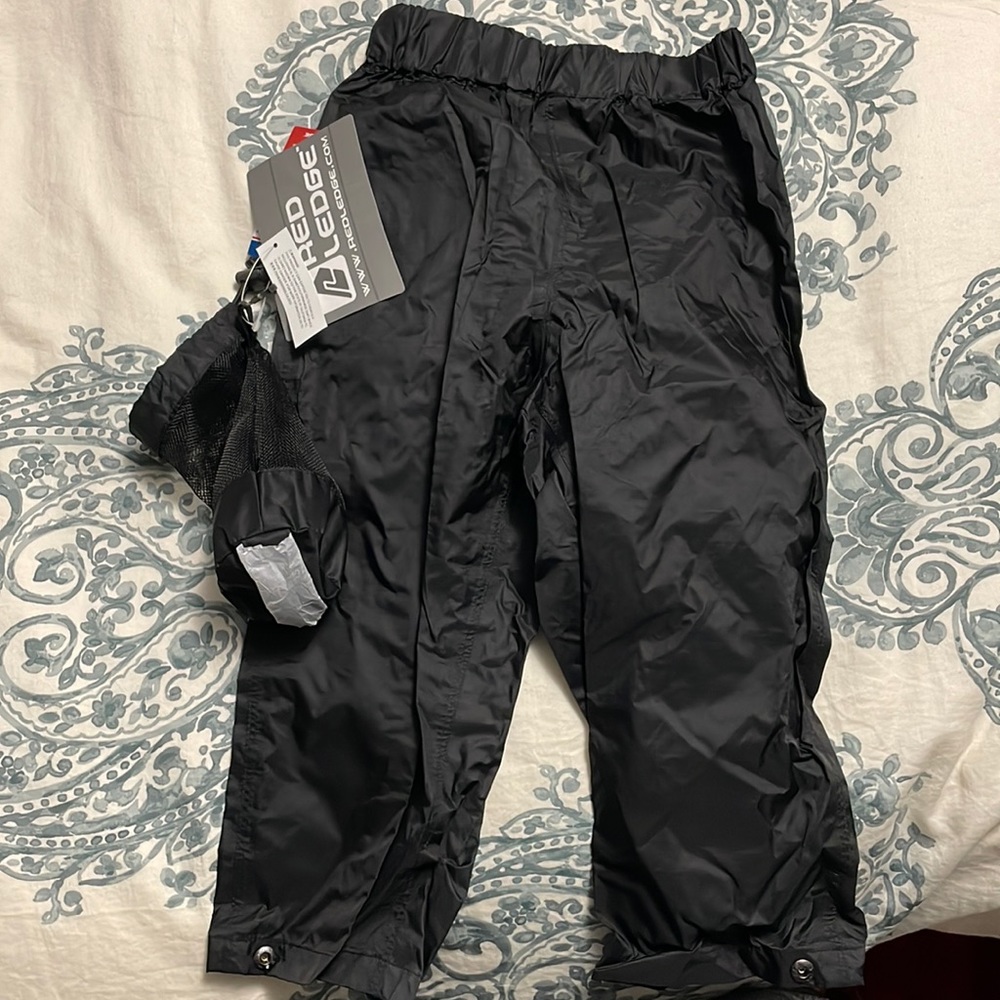 Red ledge black rain pants NWT